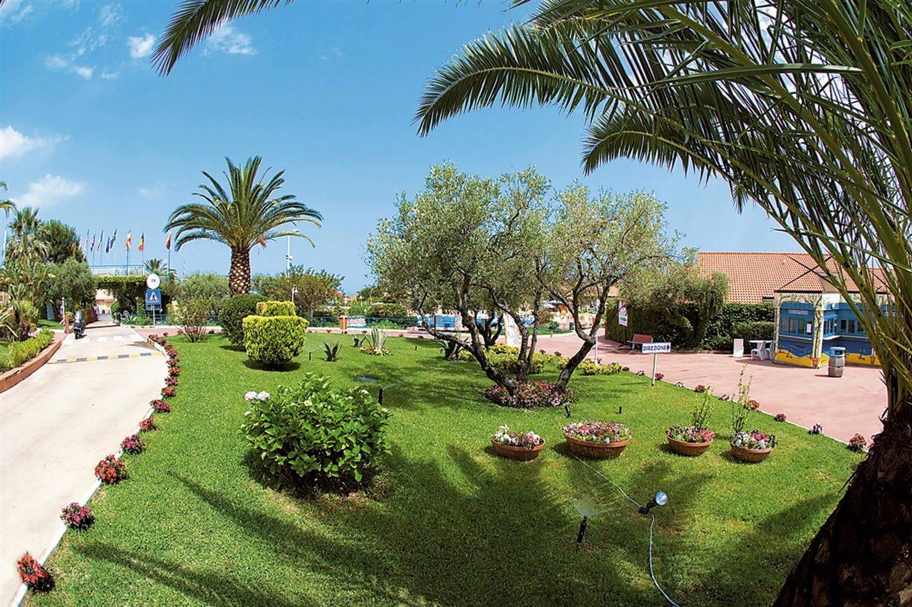 La Pace Village Residence Club Tropea Exterior photo